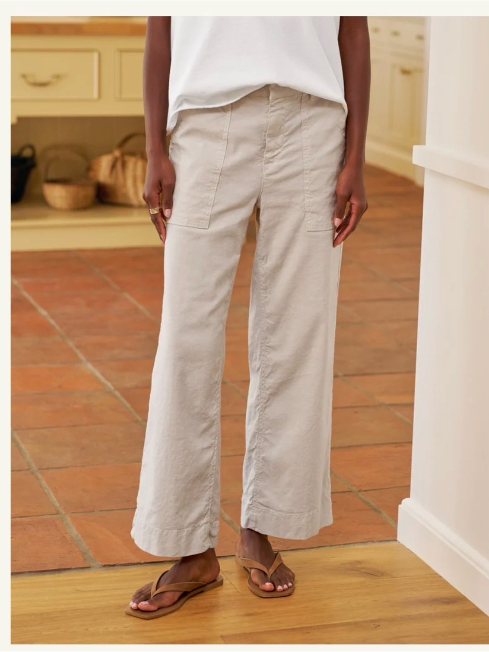 Frank & Eileen Wexford Utility Wide Leg Ankle Pants Size 2 Cement